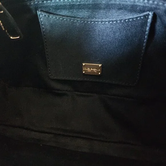 Dolce & Gabbana Camera Bag "EUC" - Picture 2 of 16